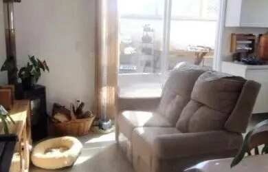 Imagem: O apartamento possui 2 Dormitórios, 1 Banheiro, 1 Vaga na garagem