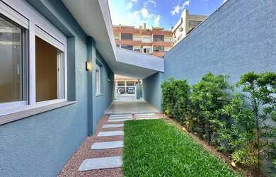 Imagem 8: VENDO CASA NA BEIRA MAR DE CAPÃO DA CANOA COM 03 DORMITÓRIOS SENDO 02...