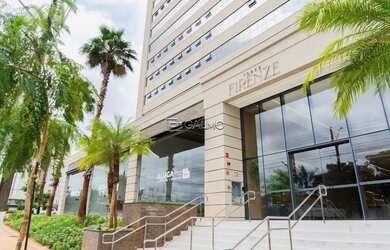 Imagem: O depósito possui 2 Vagas na garagem e 75m² de Área e está