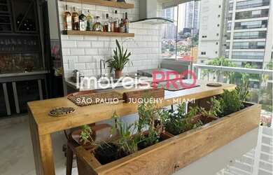 Imagem: O apartamento possui 2 Dormitórios, 4 Banheiros, 2 Vagas na