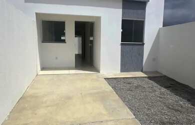 Imagem: A casa possui 2 Dormitórios, 1 Vaga na garagem, 60m² de Área