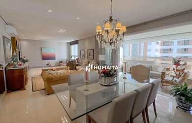 Imagem: O apartamento possui 3 Dormitórios, 5 Banheiros, 3 Vagas na