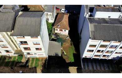 Imagem 2: Terreno Central com Frente para Duas Ruas e Ótimo Índice Construtivo