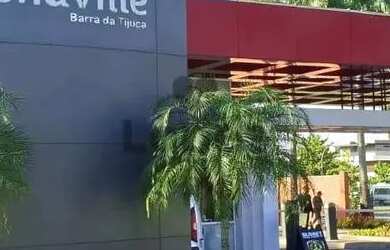 Imagem: O terreno possui 600m² de Área e está localizado em Barra