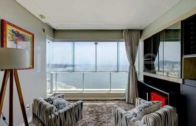 Imagem: O apartamento possui 4 Dormitórios, 4 Banheiros, 5 Vagas na