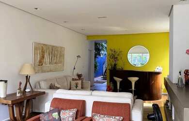 Imagem 16: Casa estilo descolada, pé direito duplo, dando o charme aos ambientes