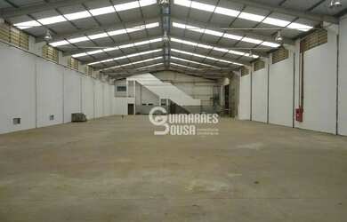 Imagem: O depósito possui 3.858m² de Área e está localizado em