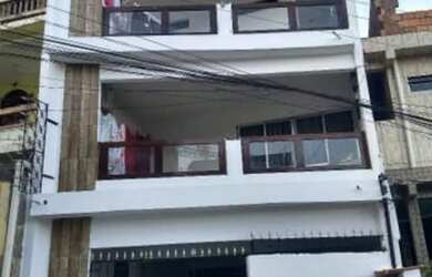 Imagem: A casa possui 1 Dormitório e 1 Banheiro e está localizado