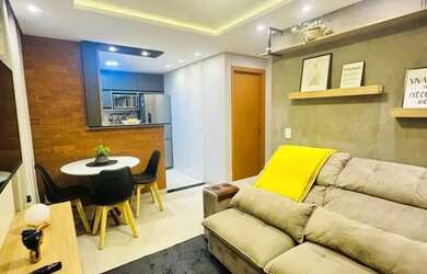 Imagem: O apartamento possui 2 Dormitórios, 1 Banheiro, 1 Vaga na garagem