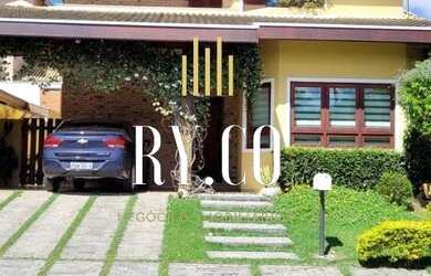 Imagem: A casa em condomínio possui 3 Dormitórios, 3 Banheiros, 2