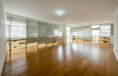 Imagem: O apartamento para alugar possui 3 Dormitórios, 2 Banheiros