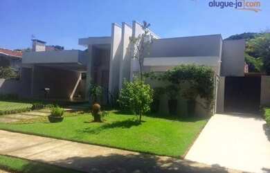 Imagem: A casa em condomínio possui 4 Dormitórios, 5 Banheiros, 5