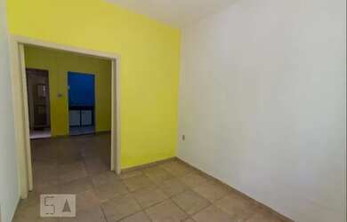 Imagem: A casa para alugar possui 2 Dormitórios, 1 Banheiro, 1 Vaga