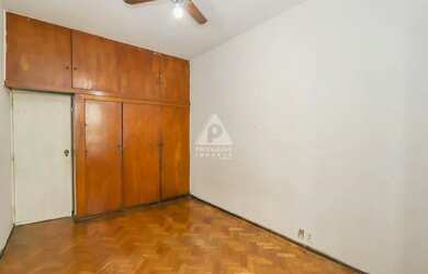 Imagem 8: 3 Quartos- Flamengo. 105m² de Área, 2 Banheirose3 Dormitórios