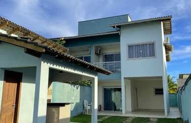 Imagem: A casa possui 3 Dormitórios, 3 Vagas na garagem e está localizado