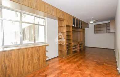 Imagem 2: 3 Quartos- Flamengo. 105m² de Área, 2 Banheirose3 Dormitórios