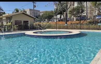 Imagem: O apartamento possui 2 Dormitórios, 1 Banheiro, 1 Vaga na garagem