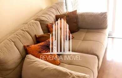 Imagem: O apartamento possui 1 Dormitório, 1 Banheiro, 1 Vaga na garagem