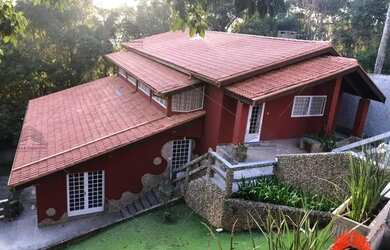 Imagem: A casa em condomínio possui 3 Dormitórios, 4 Banheiros, 2