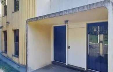 Imagem: A casa possui 4 Dormitórios, 3 Banheiros, 4 Vagas na garagem