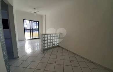 Imagem: O apartamento possui 3 Dormitórios, 2 Banheiros, 1 Vaga na