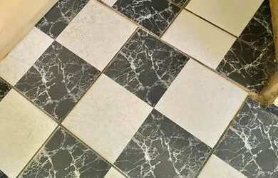 Imagem: A casa possui 2 Dormitórios, 1 Banheiro e 1 Vaga na garagem