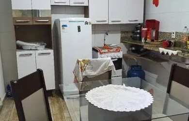 Imagem: A casa possui 2 Dormitórios, 1 Banheiro e 80m² de Área e