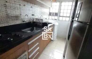 Imagem: O apartamento possui 2 Dormitórios, 1 Banheiro, 1 Vaga na garagem