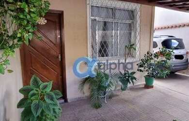 Imagem: A casa possui 2 Dormitórios, 2 Banheiros, 4 Vagas na garagem