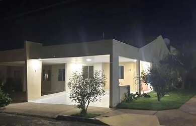 Imagem: A casa em condomínio possui 2 Dormitórios, 2 Banheiros, 2