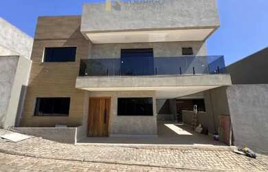 Imagem: A casa em condomínio possui 3 Dormitórios, 5 Banheiros, 2