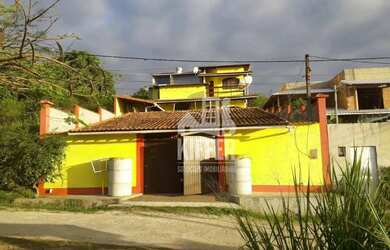 Imagem: A casa em condomínio possui 1 Dormitório, 1 Banheiro, 3 Vagas