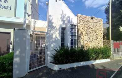 Imagem: O depósito possui 147m² de Área e está localizado em Centro