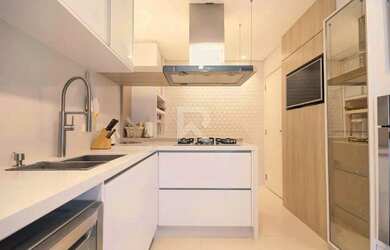 Imagem 11: Apartamento Mobiliado em Cond. Clube com 3 suítes, 3 vagas para aluguel...