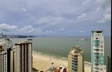 Imagem: O apartamento possui 4 Dormitórios, 4 Banheiros, 3 Vagas na