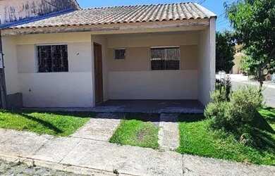 Imagem: A casa possui 2 Dormitórios, 2 Banheiros, 1 Vaga na garagem