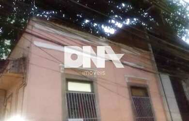 Imagem: O depósito possui 1.200m² de Área e está localizado em