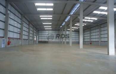 Imagem: O depósito possui 4882m² de Área e está localizado em Distrito