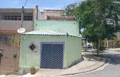 Imagem: A casa possui 1 Dormitório, 1 Banheiro, 206m² de Área, Imóvel