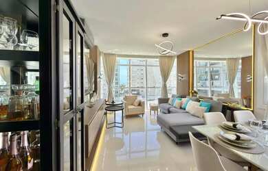 Imagem: O apartamento possui 2 Dormitórios, 2 Banheiros, 1 Vaga na