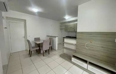 Imagem: O apartamento possui 2 Dormitórios, 2 Banheiros, 1 Vaga na