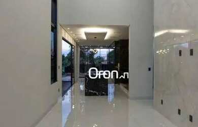 Imagem: A casa em condomínio possui 3 Dormitórios, 4 Banheiros, 2