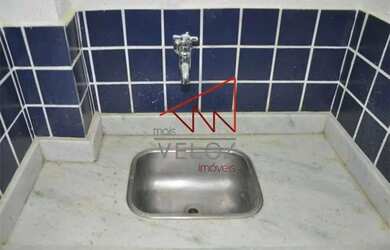 Imagem: O depósito possui 1 Vaga na garagem e 35m² de Área e está