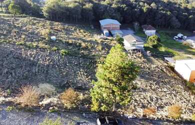 Imagem: O terreno possui 913m² de Área, Imóvel novo e está localizado