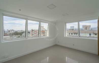 Imagem: O depósito possui 37m² de Área e está localizado em Santana