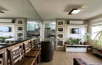 Imagem: O apartamento possui 2 Dormitórios, 1 Banheiro, 1 Vaga na garagem