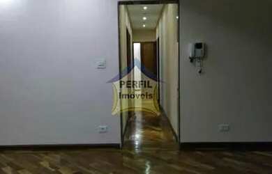 Imagem: A casa possui 4 Dormitórios, 1 Banheiro, 244m² de Área e