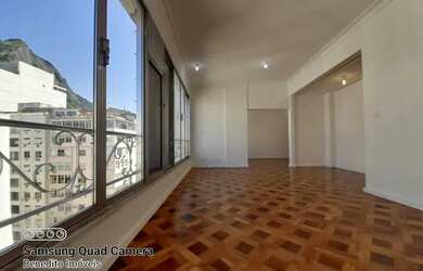 Imagem: O apartamento possui 3 Dormitórios, 3 Banheiros, 1 Vaga na