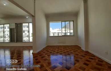 Imagem 3: Apartamento para aluguel com 3 quartos no Posto 4 em Copacabana - Rio...