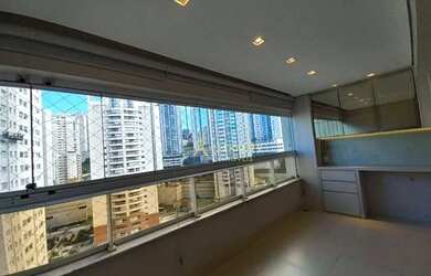 Imagem: O apartamento possui 3 Dormitórios, 3 Banheiros, 2 Vagas na